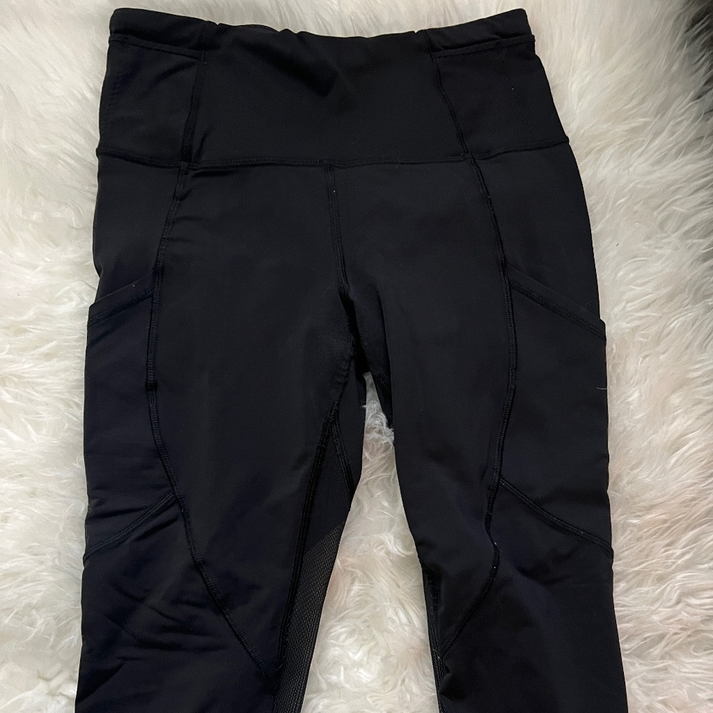 Fast and free high rise Lululemon black leggings